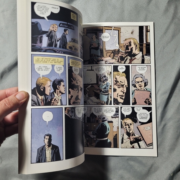 FATALE Book One Death Chases Me - Picture 3 of 4